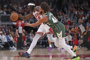 公牛官方：球队已经裁掉穆哈马杜-盖耶