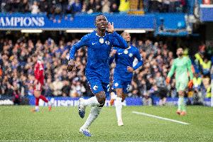 TA：切尔西疯狂球员交易短期能应对PSR压力，但长期来看隐患重重