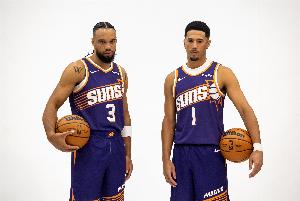 狄龙：我有四个拉布布&超喜欢它们 要给布克送一个当生日礼物