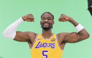 艾顿：要让全世界及全联盟知道 我是湖人中锋是防守端的支柱