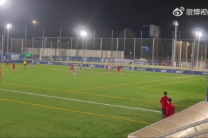 张林峒首发出战破门连续三轮收获进球，达姆U16A队1-2西班牙人