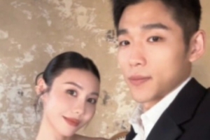 有点甜！陆文博妻子晒二人拍摄婚纱照的花絮：发个够系列