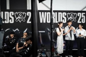 一墙之隔！摄影Tim分享GEN对战T1比赛结束后两队选对比照