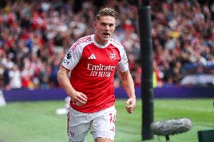 约克雷斯：我们整体上控制了比赛，打进4个进球并保持零封非常棒