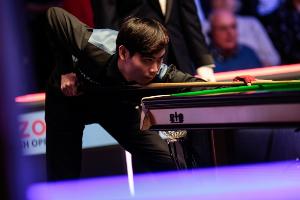 贺国强2-4不敌凯伦-威尔逊，止步北爱尔兰公开赛16强