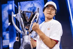 Gumayusi：没有过多的关注三连冠，只是努力专注于比赛本身