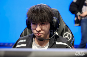 双C走位最好的一集？网友晒与Elk聊天 其疑似因生病未参与网传商K活动