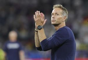 药厂主帅：虽获胜但对很多方面不满意，现要好好恢复身体迎战拜仁