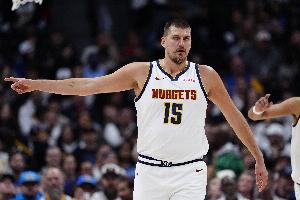 今日掘金对阵步行者首发：皮克特、布劳恩、黄忠、沃特森、约基奇