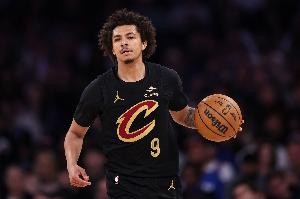 全能替补！克雷格·波特12投7中得19分4板8助3断4帽 正负值+21