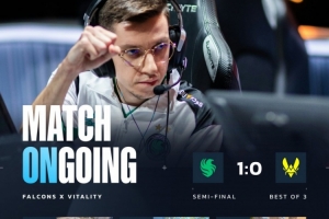 京介手雷百步穿杨 孩神五杀闪耀全场 猎鹰加时逆转VIT赢图一