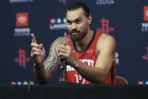 亚当斯净效率+18.4 火箭全队第一&联盟第五 联盟中锋里仅次约基奇