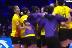 卫冕冠军止步8强！福建女排3-1力克天津女排，晋级全运会4强