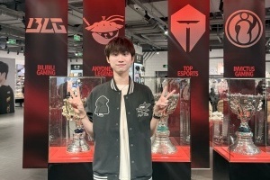 Doinb告别FPX：在队里经历过各种各样的事情 但我再也找不到这么好的队伍