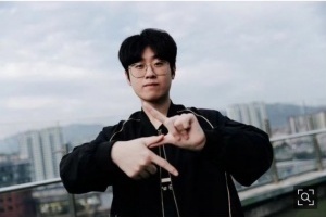 准备集结？！《国民日报》独家报道：Zeus与HLE续约一年