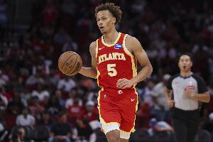 全能表现！丹尼尔斯9中6拿到12分9板6助3断