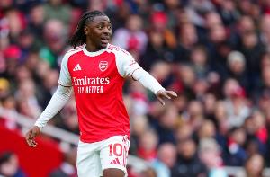 埃泽：阿森纳每个人大致都符合我的预期，但廷伯远超我的期待值