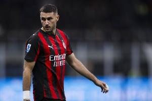 米兰跟队：希门尼斯今日仍未参加合练，很可能缺席米兰德比