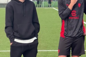 1997年巴雷西告别赛上的传奇人物