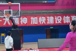 拜仁vs多特！从这一刻开始比赛的性质就变了