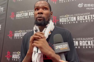 表情管理炸裂！杨瀚森问记者：今天吃什么？记者：咖啡！