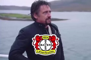 经典球衣！当年的皇马球员通道：大家都在等C罗出场！