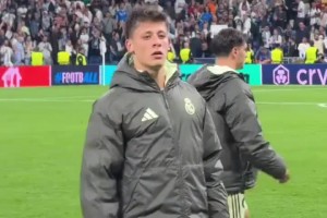 居莱尔不相信自己是MVP这小表情也太可爱了