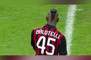 脖子以下世界级！巴洛特利米兰时期轰进的超级无解世界波！