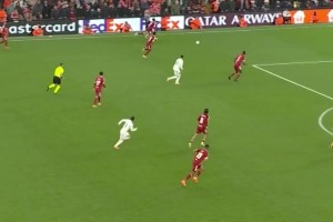 欧冠官方怒赞布拉德利：大师级表现，一己之力冻结皇马边路冲击