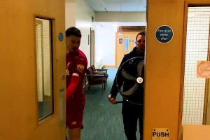 现在是罗伊斯时间！黄黑军团永远的船长！