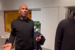 德罗巴打赌：假如阿森纳打破切尔西失球记录，他就穿亨利球衣！